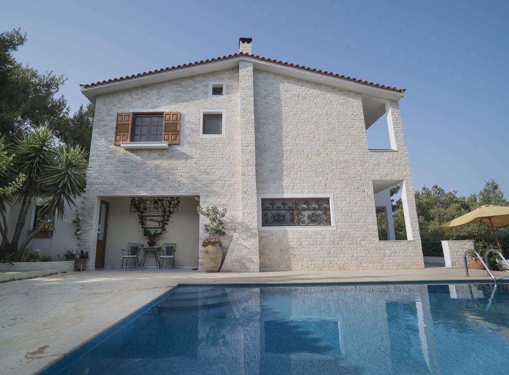 Villa Corina Near The Airport Kouvaras Экстерьер фото